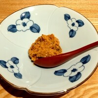 築地青空三代目 丸の内 - あん肝にスイカの奈良漬け。スマン、私は奈良漬け苦手やねん。これは申告し忘れた私のミス。
