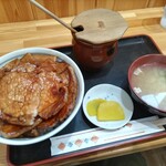 ぶた丼のとん田 - 