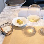 La Brianza - この日のお料理に合わせて選んで下さったワインシャルドネ。ジャン・クロード・マスシャルドネ2020