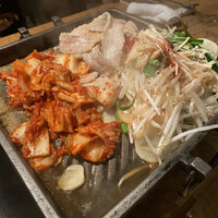 水剌間 恵比寿本店 - 大分餅豚カルビとキムチのプルコギ