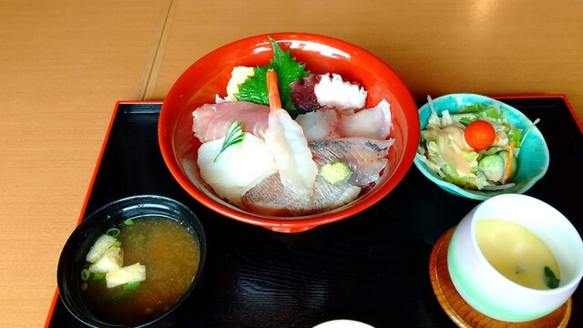 和食 春夏冬 富沢店 | 揚げ物が自慢の和食レストラン