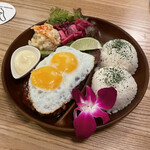 新橋酒場 ALOHA ISLAND - ロコモコ。美味し。