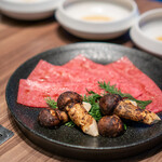 焼肉うしごろ - ザブトンのすき焼き 松茸添え