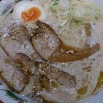 メインスタジアム - 肉豚骨ソバ700円