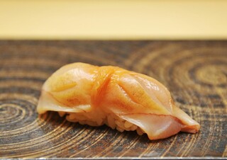 Ginza Sushi Yoshi Hanare - 赤貝