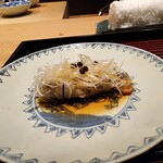 井本 - 鮎のじっくり揚げに実山椒