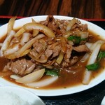 珉珉 - ジンギスカン(羊肉炒め)