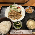 銀山茶屋 - 焼き肉定食（税込み８８０円）
