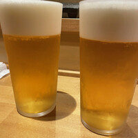 まんてん鮨 日比谷オクロジ店 - 生ビール