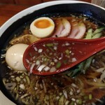 俺の中華たなか家 - 透き通ったスープはスッキリした味わい(^o^)v