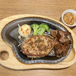 びっくりドンキー - ハンバーグ ＆ コロコロステーキ ランチ （ライス＋みそ汁付き）　１５０ｇ　１６７０円　(2022/09)