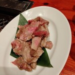 牛タン焼肉善治郎 - 