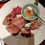 牛タン焼肉善治郎 - 