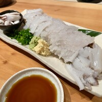 魚の中俣 銀座 - 白烏賊の姿刺し