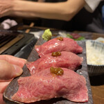 あか牛焼肉専門 和牛一頭流 肉萬 - 