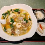 上海豫園 - 五目麺　海鮮と豚肉入り