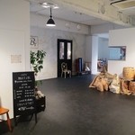 Cafe matin　-Specialty Coffee Beans- - エレベータを降りたスペースからしてオシャレ