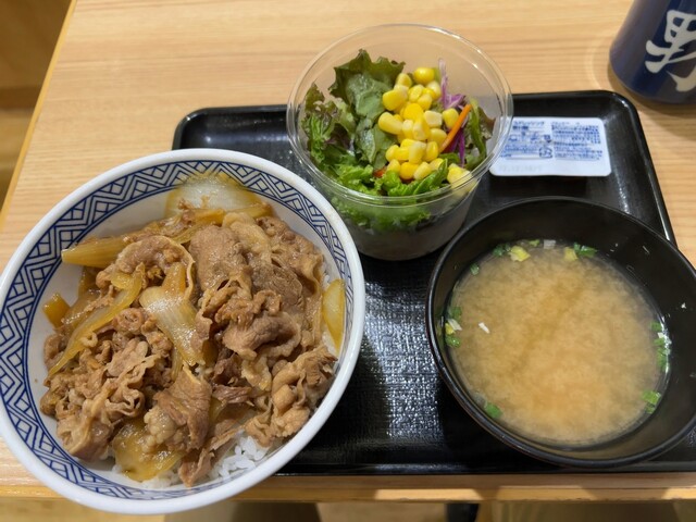 吉野家 苫小牧新開町店 - 沼ノ端（牛丼）の写真