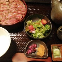 本格肉料理 丸小 - 