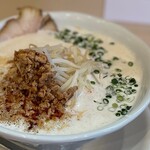 麺縁 ジョウモン - 辛味豚しお