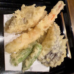 和食とお酒 だいまる亭 - サクッとカラッと
            揚がった美味しい天ぷら♡