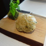 NARISAWA - "森のパン2010"と苔