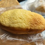 イッツ逸材 - バターサンド(150円税)です。