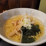 サウスヴィラ - セットのミニラーメンです。
