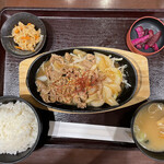 オアシスサウナ アスティル - 牛焼肉定食1,298円
