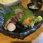 Izakaya Ruijin'En - 刺身盛りハーフ(カツオタタキ、シマアジ、赤貝、白魚)