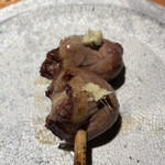 炭焼 おかげさん - 鹿児島県産の薩摩赤鶏(赤鶏)の包みハツ