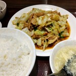 嘉楽料理館 - A定食750円