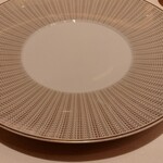 ロオジエ - ショープレート。これまたアビランドの特注品。高いんだろなぁ。