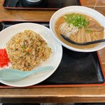 Tokushima Ramen Hiroya - ラーメン やきめしセット