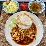 Chang Thai Restaurant - タイ風エビのチリペースト炒め　ランチセット