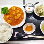中華料理 桃菜 - エビチリ定食880円