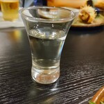 小料理 椿 - まんさくの花。