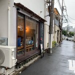 洋食ビストロ夕凪 - 開店前の店舗外観