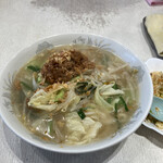 Meisai Chuubou Yasuya - 塩にんにく野菜ラーメン