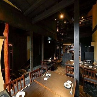 最大14名様までのフロア貸切が可能。