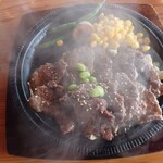 カウベルハウス - 氷室熟成鉄板焼ジンギスカン定食 1,350円(税込)。