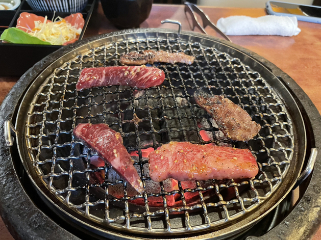 Sumibi Yakiniku Kurobeko photo 2