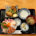 トロ政 - 海鮮丼1200円大盛無料