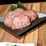 Yakiniku Kanibaru - 