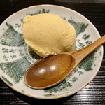 食堂こなん - 甘味 酒粕のアイスクリーム