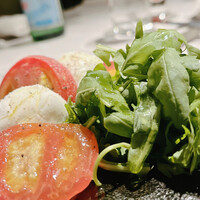 R1 TOKYO Bar&Restaurant - 