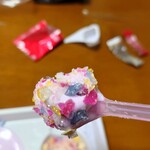 薬王堂 - 料理写真:キャンディーチップを付けて食べる、(゚∀゚)ウマイッ、テーレッテレー♪