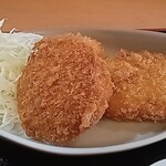 食彩酒房　わごころ - ジューシーめんちかつとコロッケ アップ