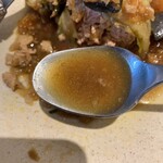 洋食ビストロ夕凪 - ロールキャベツに掛かっていたしそぽん酢とロールキャベツの肉汁が混ざり、これがまた美味
