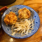 下品なぐらいダシのうまいラーメン屋 - 唐揚げ